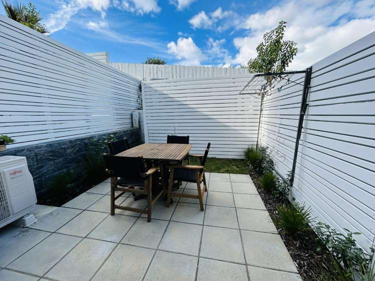 6/28 Leybourne Circle Glen Innes_9