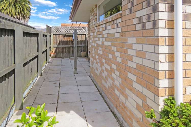 8a Badger Street Parklands_10