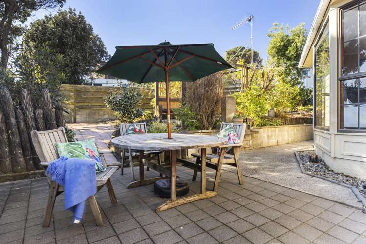 3 Dart Crescent Island Bay_1