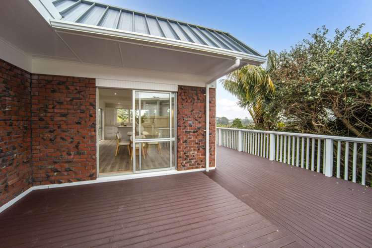 17 Edgerton Road Te Atatu Peninsula_13