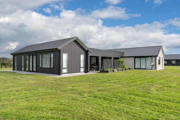 137 Pilot Drive Ngahinapouri_20