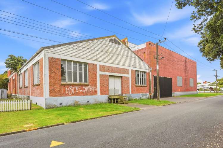 42 Bedford Avenue Gonville_13