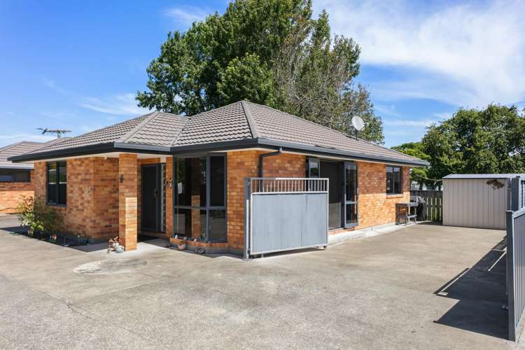 24 Leon Street Riverdale_13