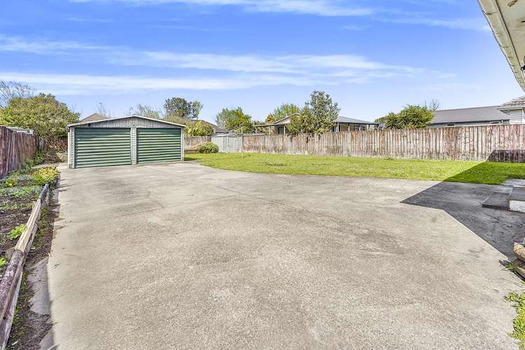 14 Yeats Crescent Fairfield_13