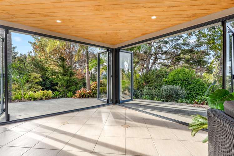 5 Glance Street Sandspit_26