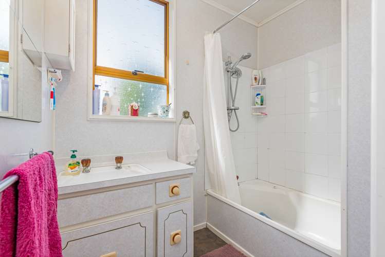 41 High Street Bulls_10