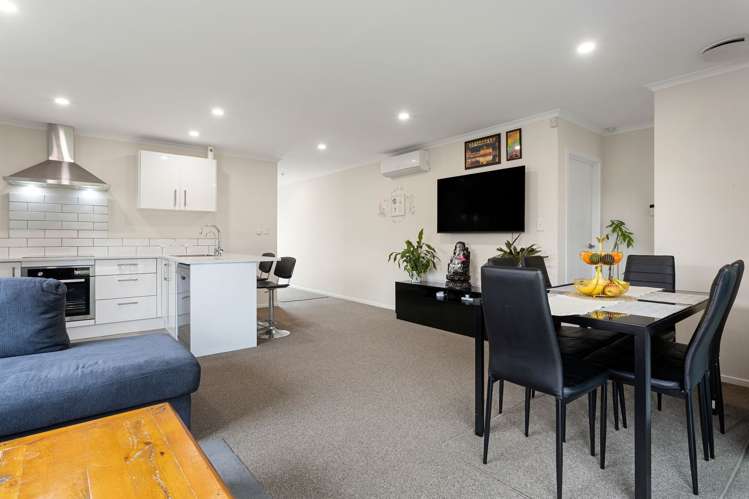 2/17 Walter Street Fairfield_3