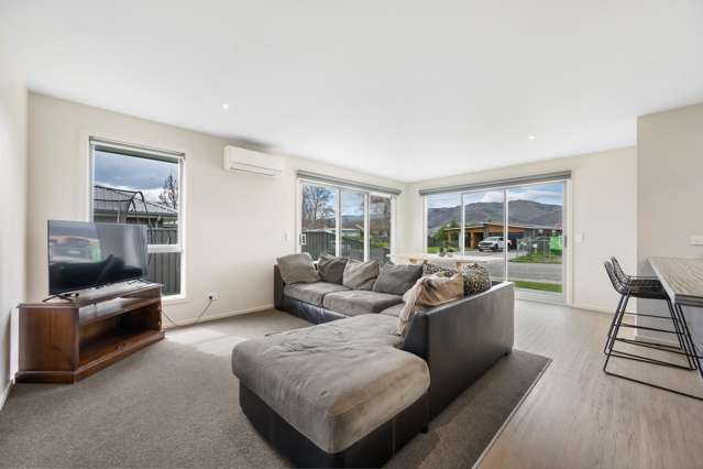 4 and 4a Hosking Drive Cromwell_4