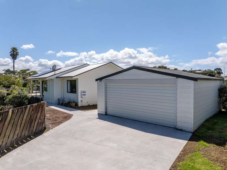 11 Sunshine Rise Raglan_21