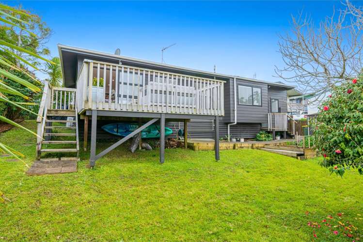 63B Albatross Road Red Beach_1