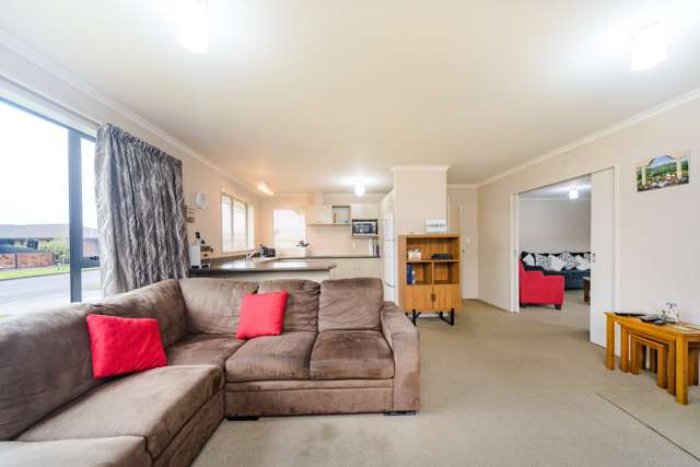 52 Peter Hall Drive Kelvin Grove_3