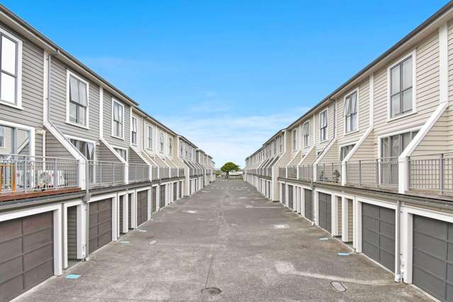 Beautiful Townhouse in Papatoetoe