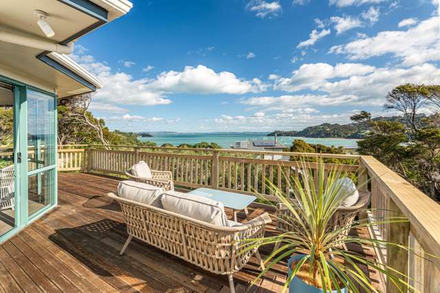 Large home, wow views!