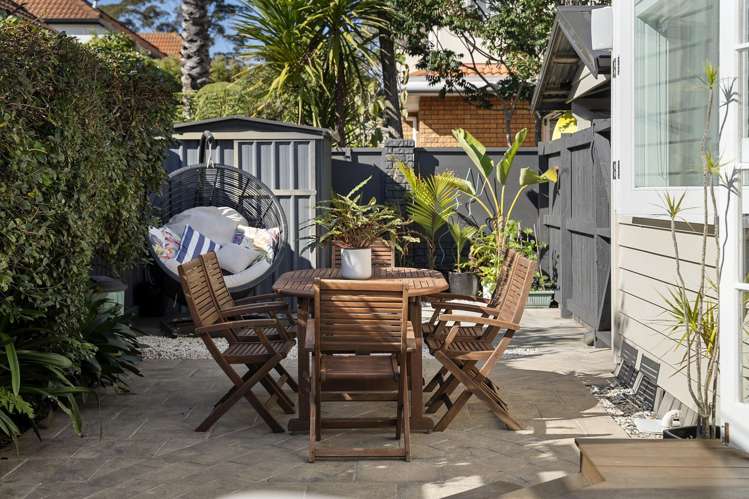 24 Queensway Three Kings_12