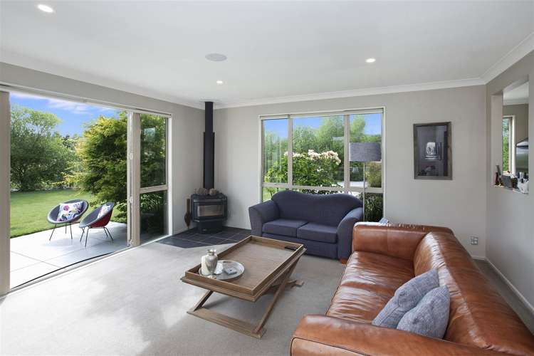 575 Oxford Road Fernside_6