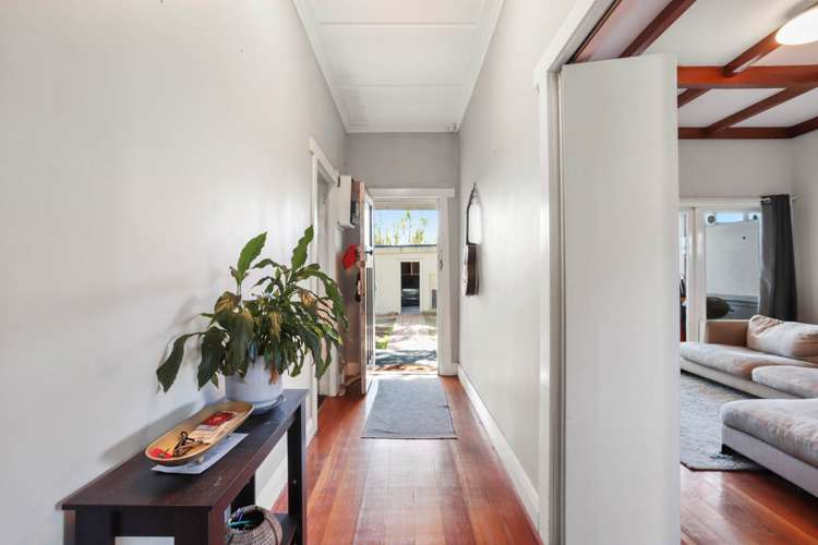 4050 Great North Road Glen Eden_6