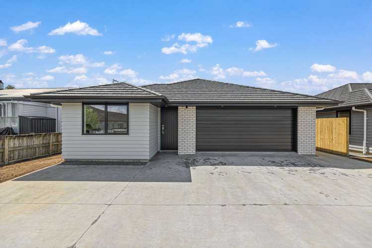 4/44b Young Street Morrinsville_14