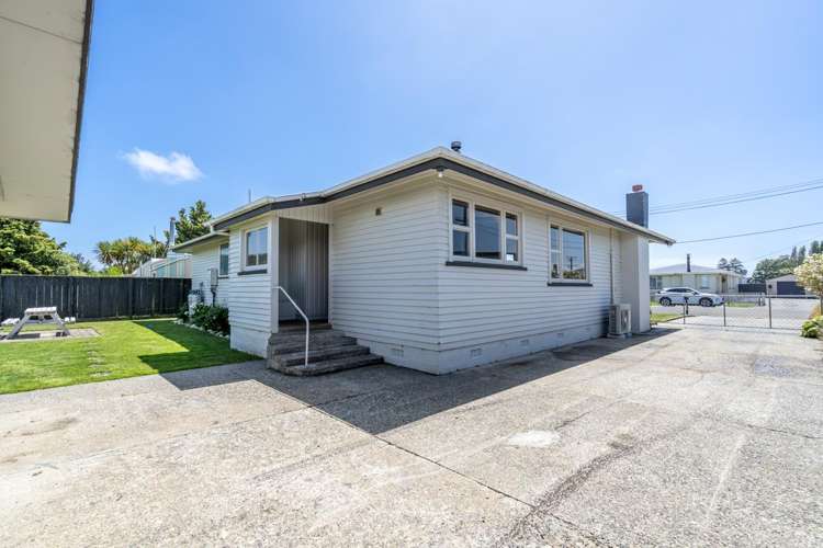 3 Carlyle Street Tuatapere_15