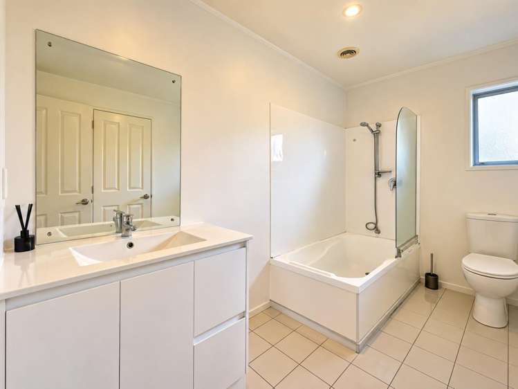 20 Carlas Way Ranui_7