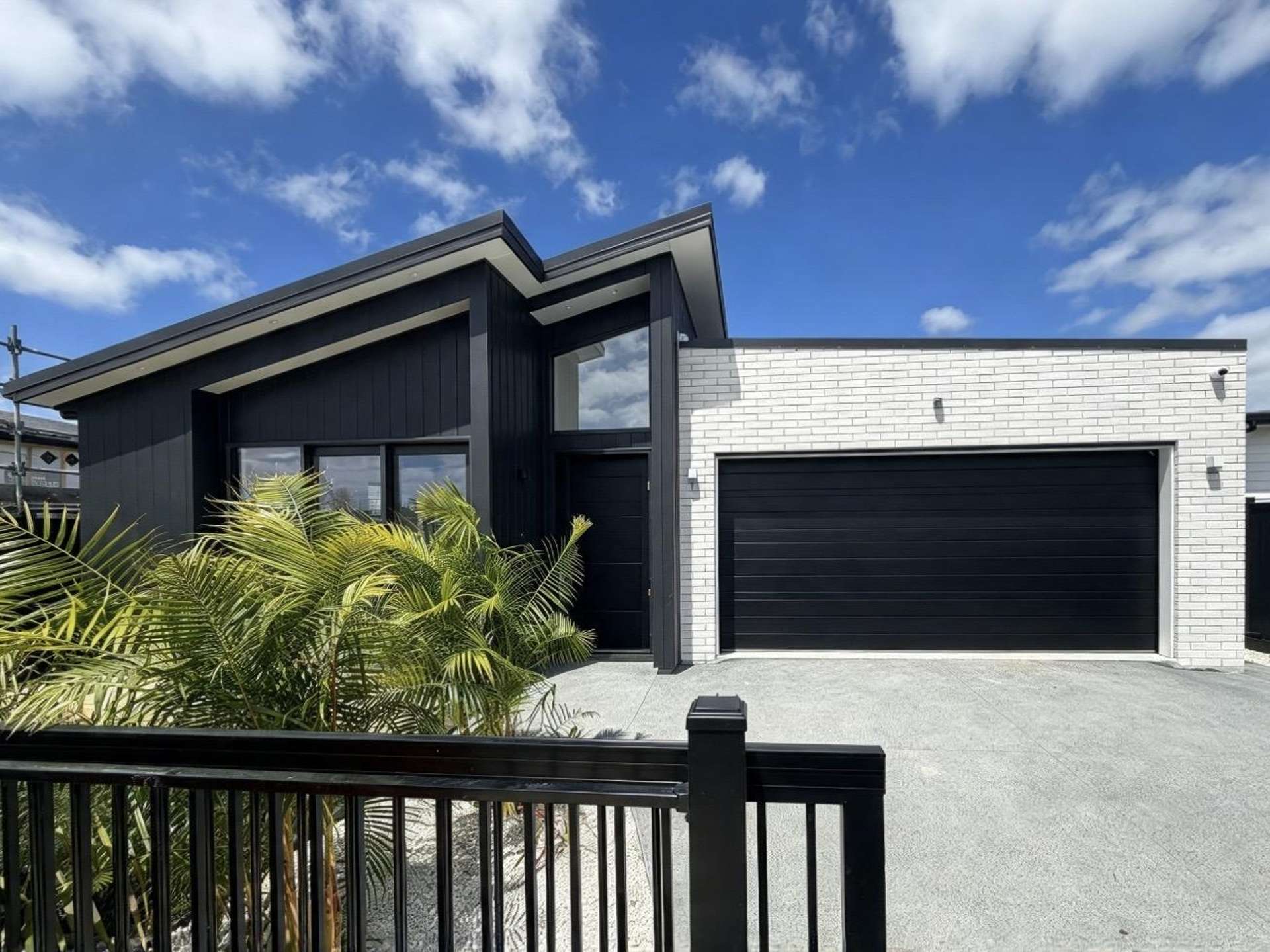 8 Rillside Crescent Milldale_0