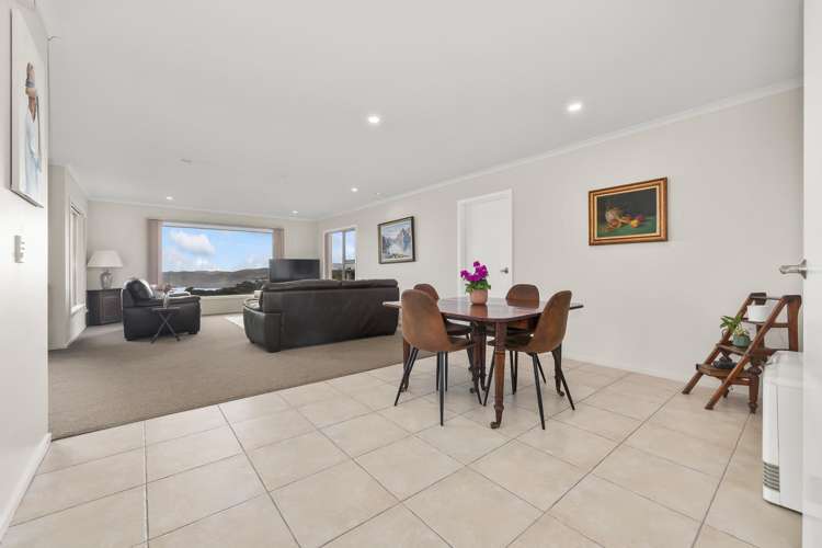 1 Greenstone Place Aotea_7