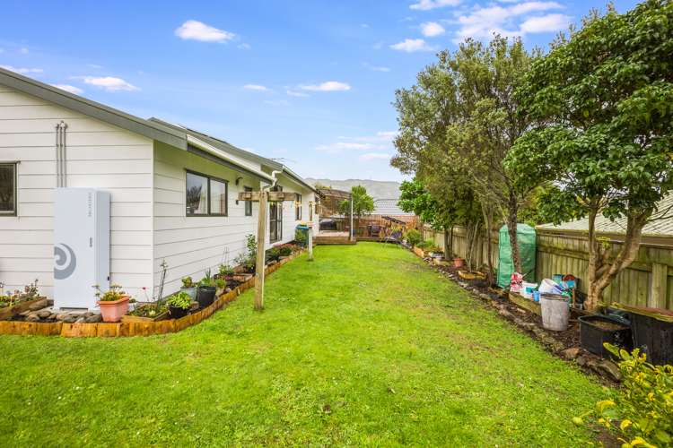 8 Ribbonwood Terrace Porirua East_18