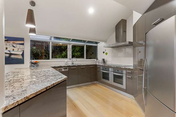 12a Ronaki Road Mission Bay_14