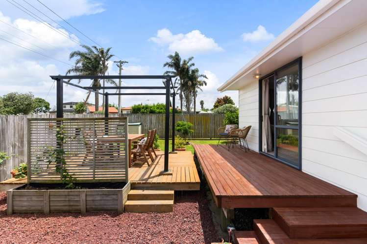 22c Tironui Station Road East Takanini_5