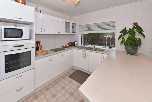 8 Botanic View Manurewa_3