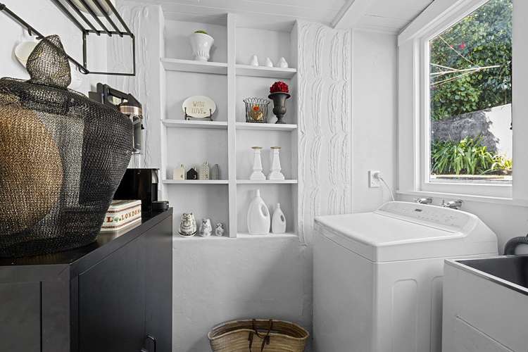 11 Burns Street Westown_13