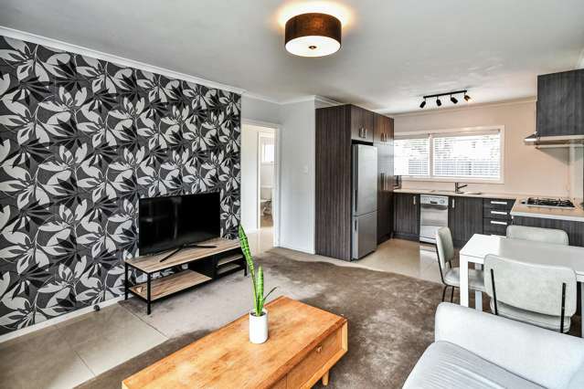 2/49 Russell Road Manurewa_3