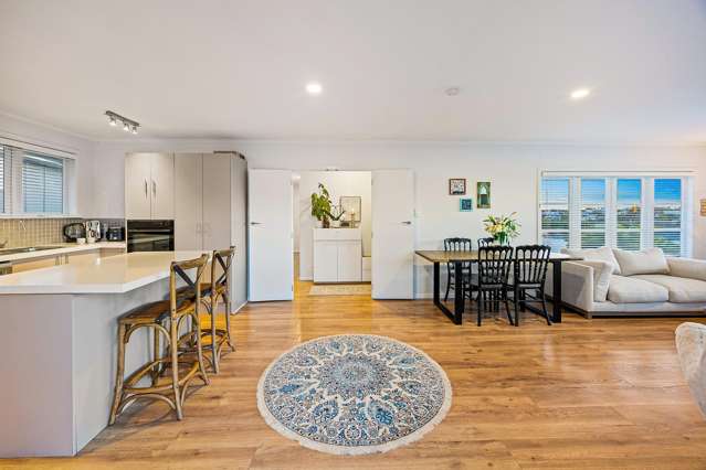 1/30 Selwyn Crescent Forrest Hill_4