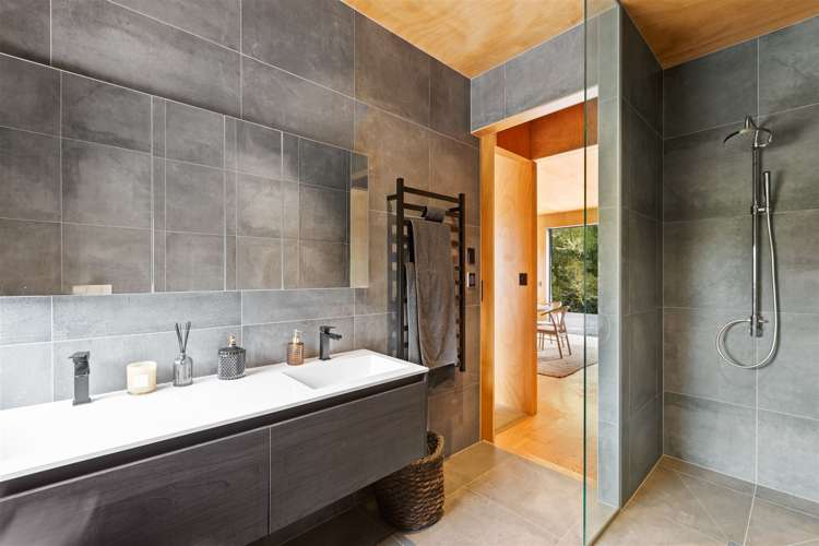 109 Blackbridge Road Dairy Flat_11