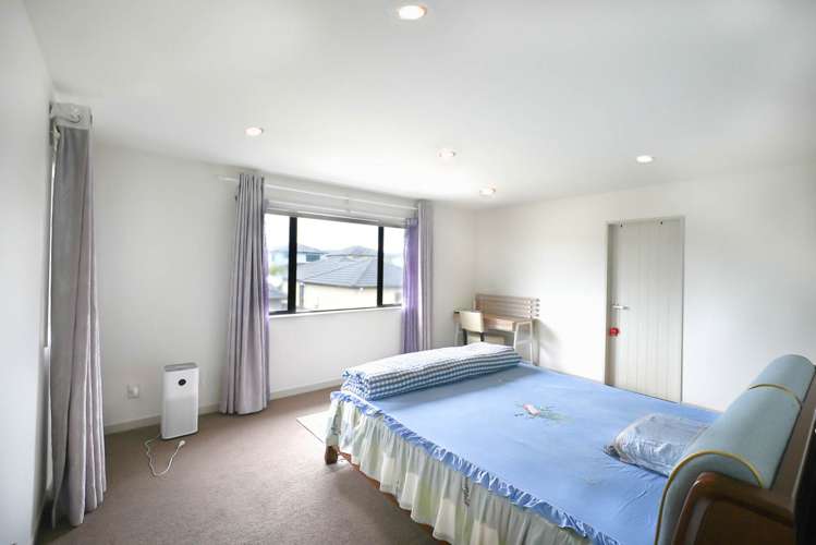 12 Springside Drive Flat Bush_14