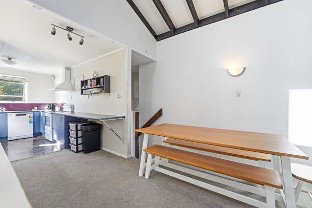 29 Exeter Crescent Springvale_2