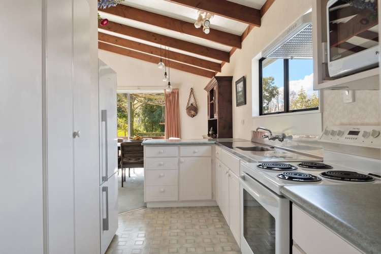 242 Higgins Road Wakefield_8