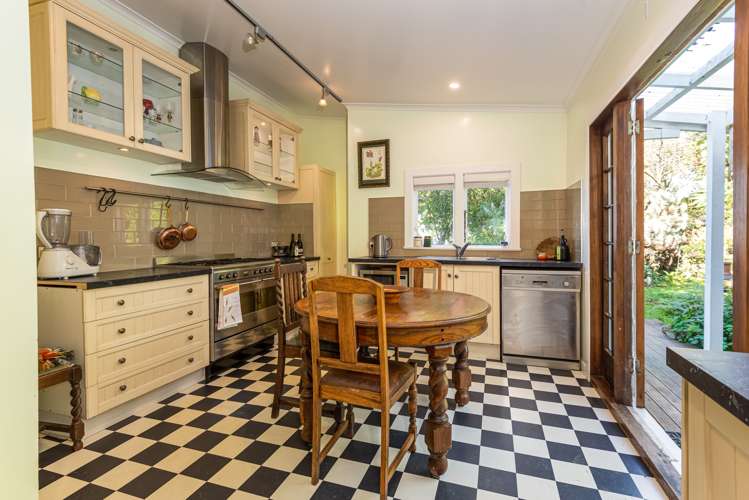 32 Godley Quay Lyttelton_19