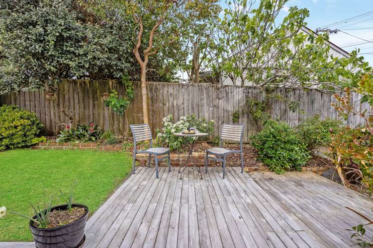 1/25a Balmain Road Birkenhead_26