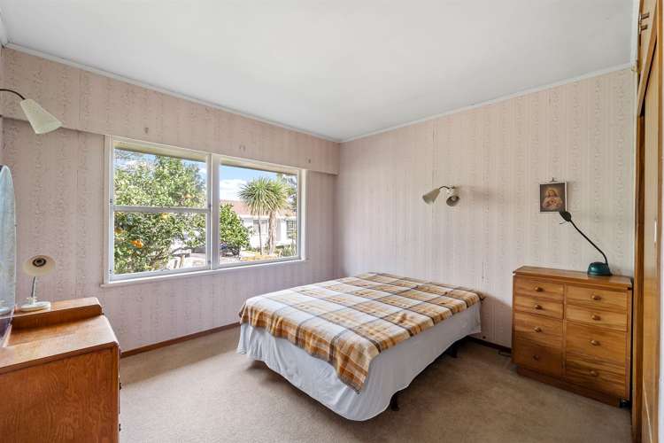 491 Beach Road Murrays Bay_21