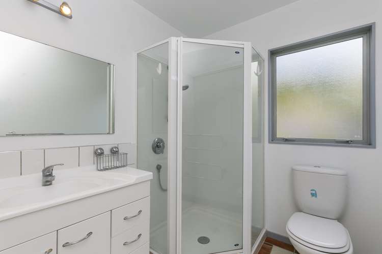 33 Waverton Terrace Churton Park_9