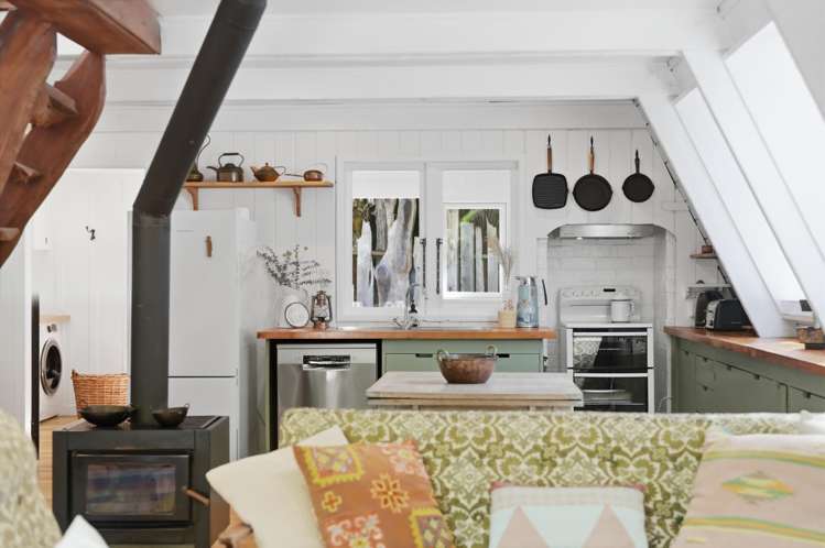 19 Crescent Road West Ostend_23