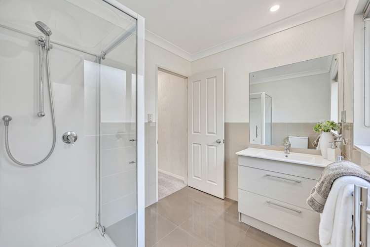 43 Lansell Drive East Tamaki Heights_14