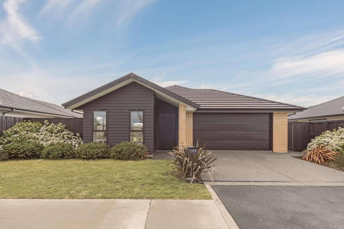 169 Faringdon Boulevard_0