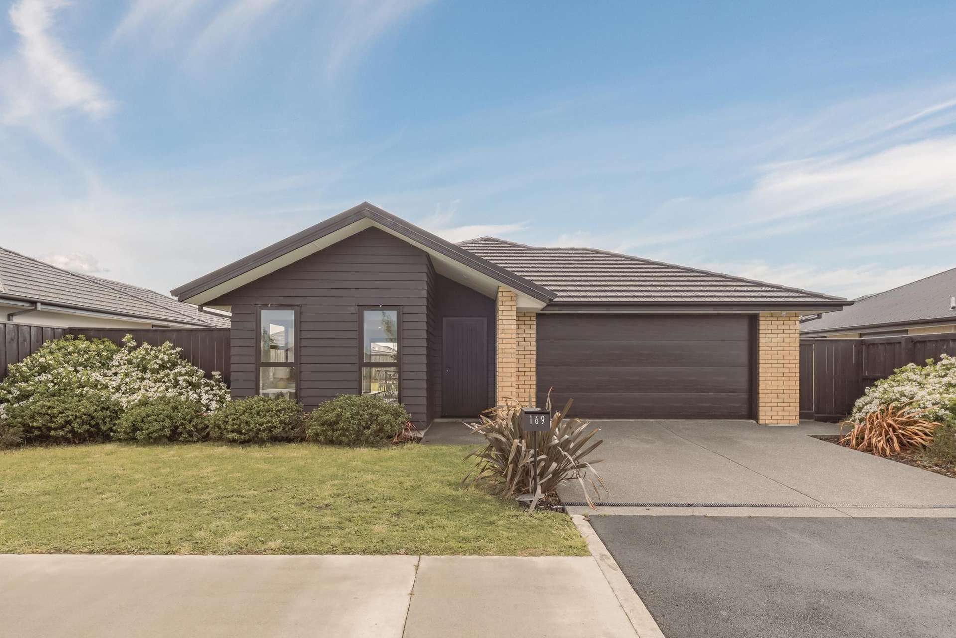 169 Faringdon Boulevard Rolleston_0