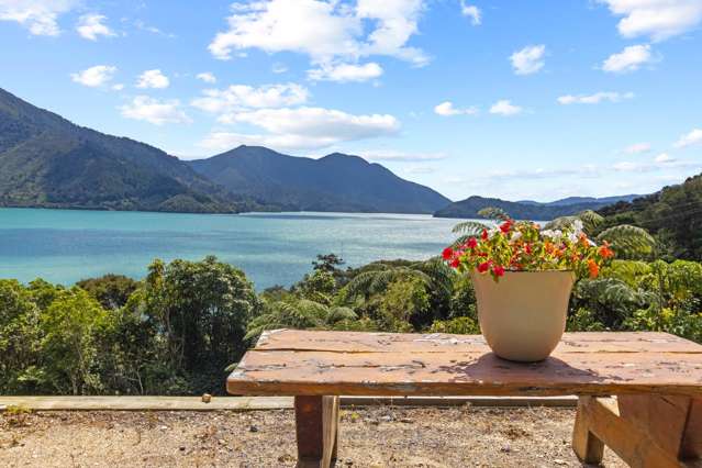 126 Moetapu Bay Road Anakiwa and Surrounds_1