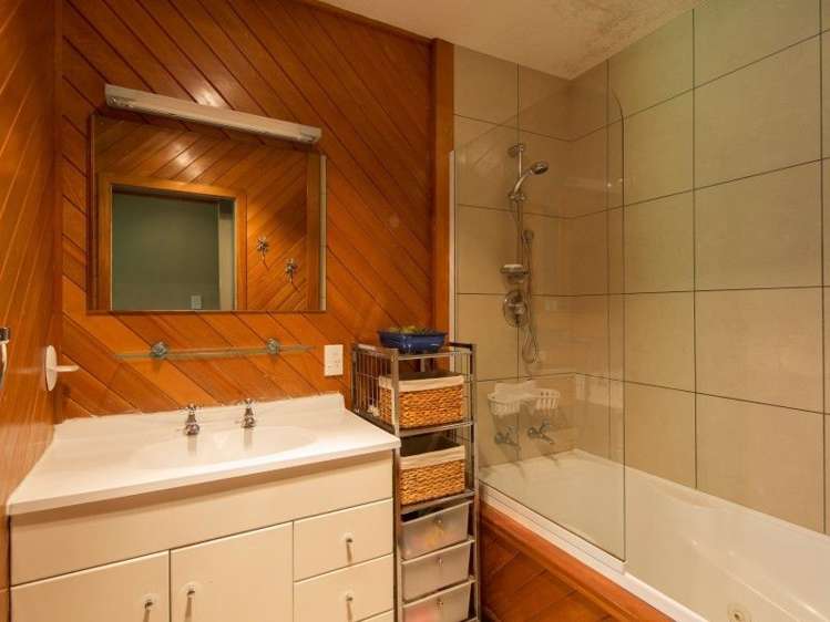 22b Watts Road Fernhill/Sunshine Bay_10