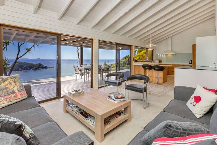 45 Dolphin Place Tutukaka_1