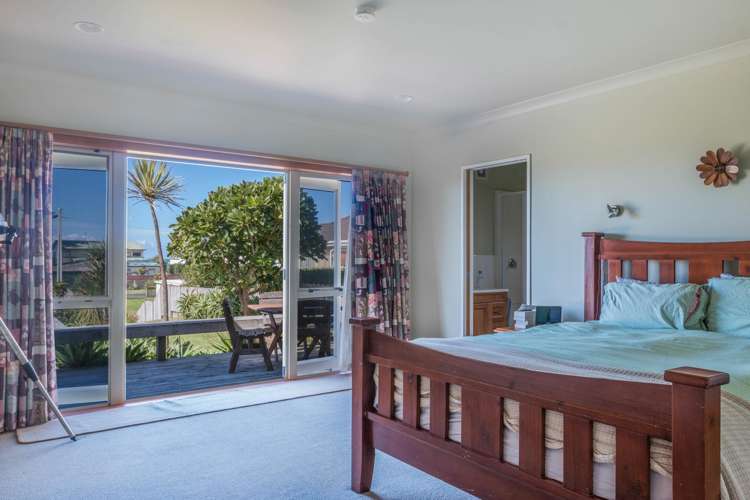 21 Dillon Street Waihi Beach_12