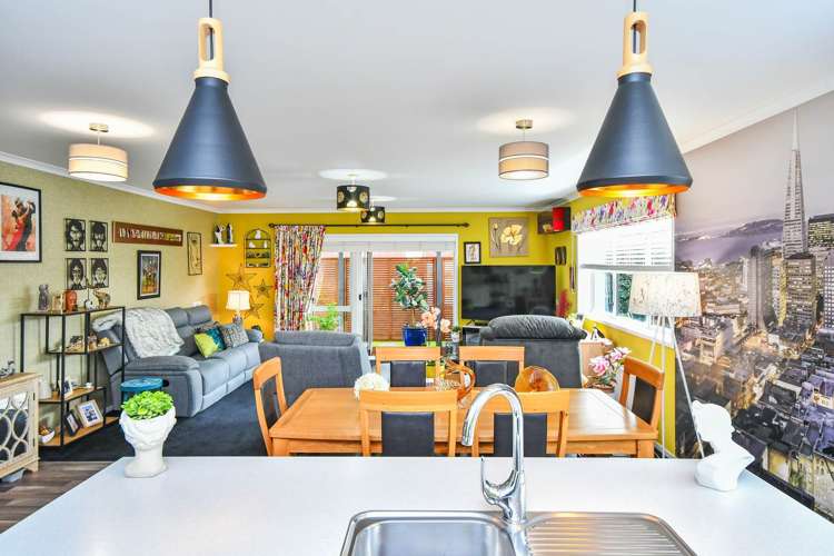 90 Helenslee Road_5