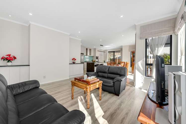 38 Terrasini Drive Flat Bush_2